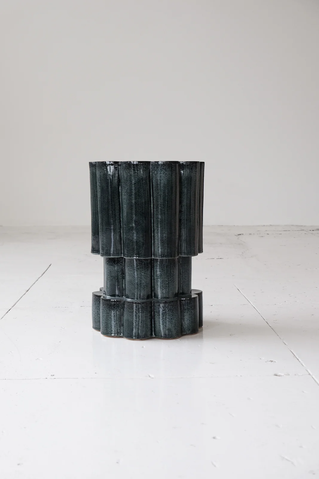 B Zippy Triple Tier Cloud Side Table - Image 11