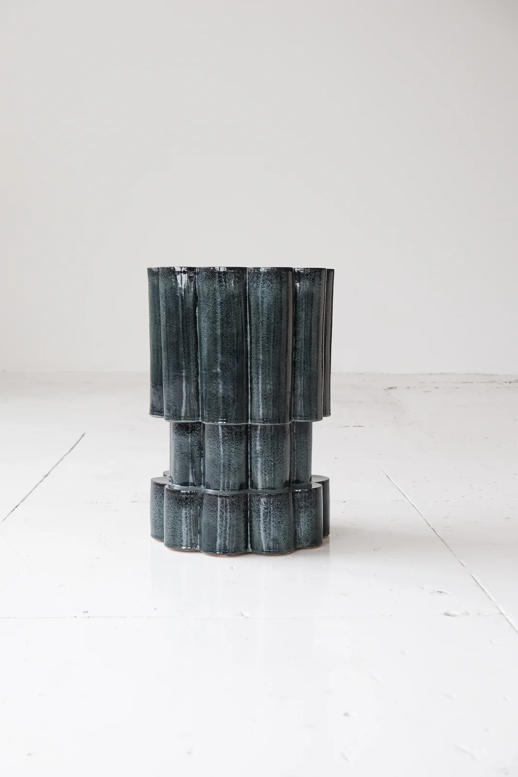 B Zippy Triple Tier Cloud Side Table - Image 13