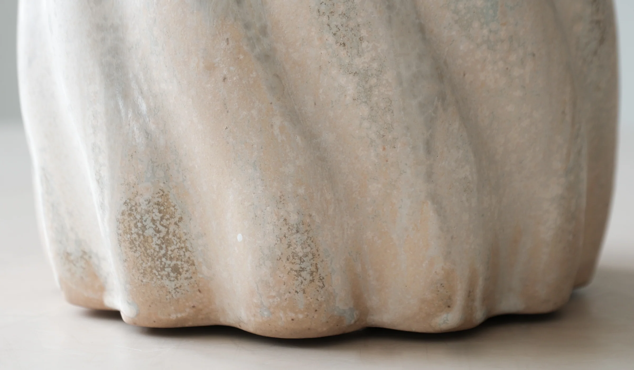 Clair Catillaz Field Ash Matte Ripple Vessel - Image 7