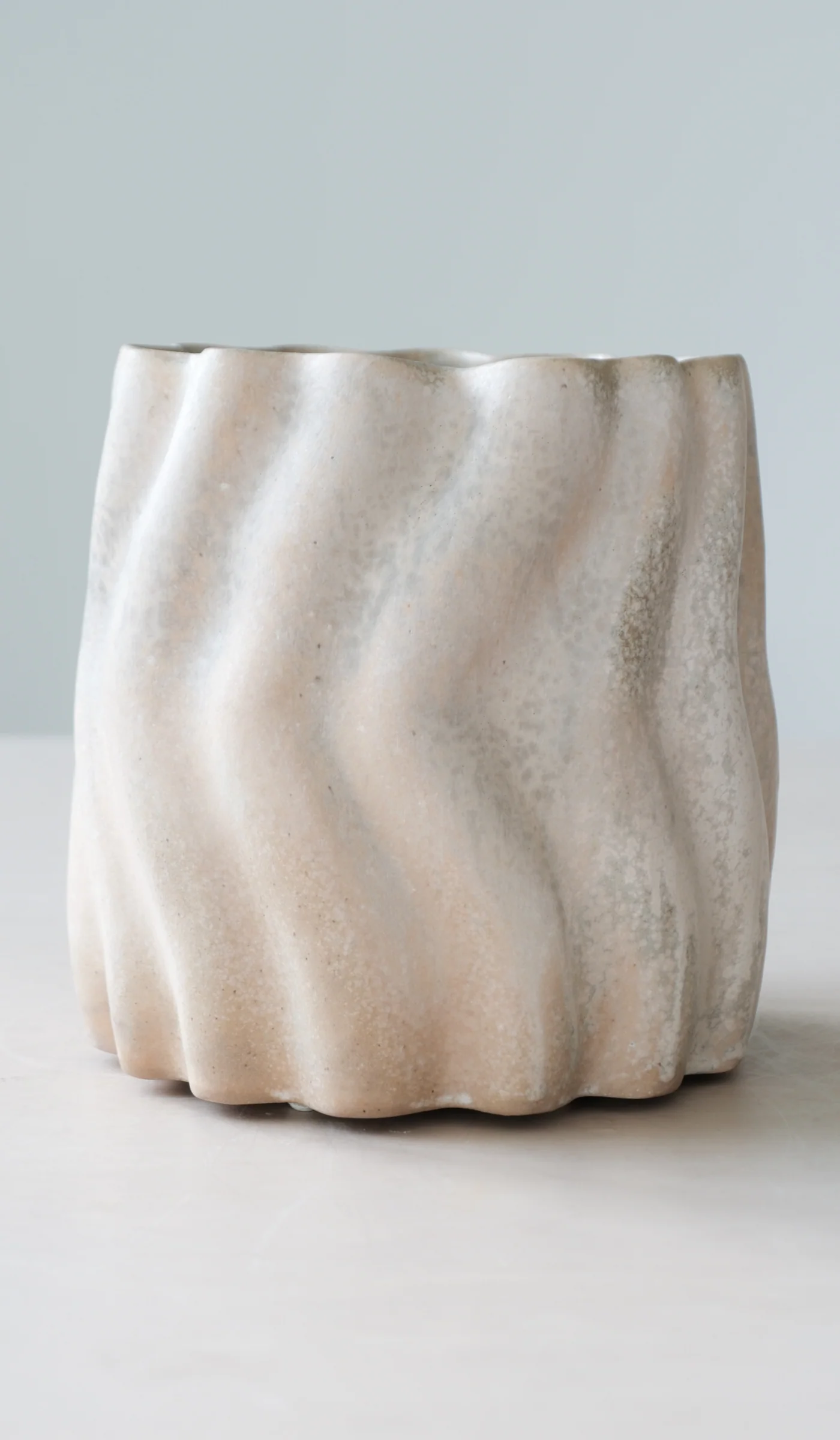 Clair Catillaz Field Ash Matte Ripple Vessel - Image 9