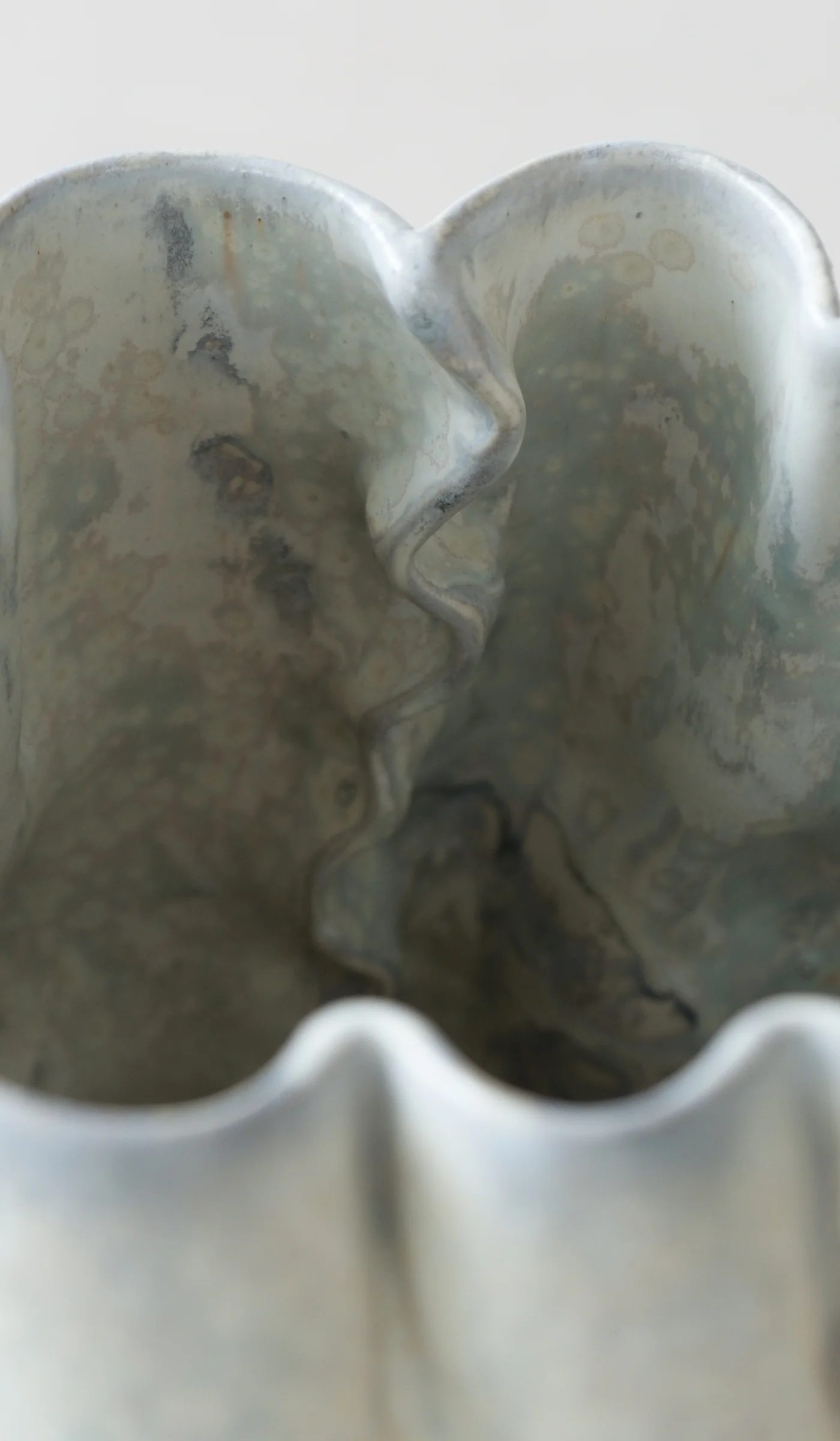 Clair Catillaz Pale Yellow Crystal Vessel - Image 13