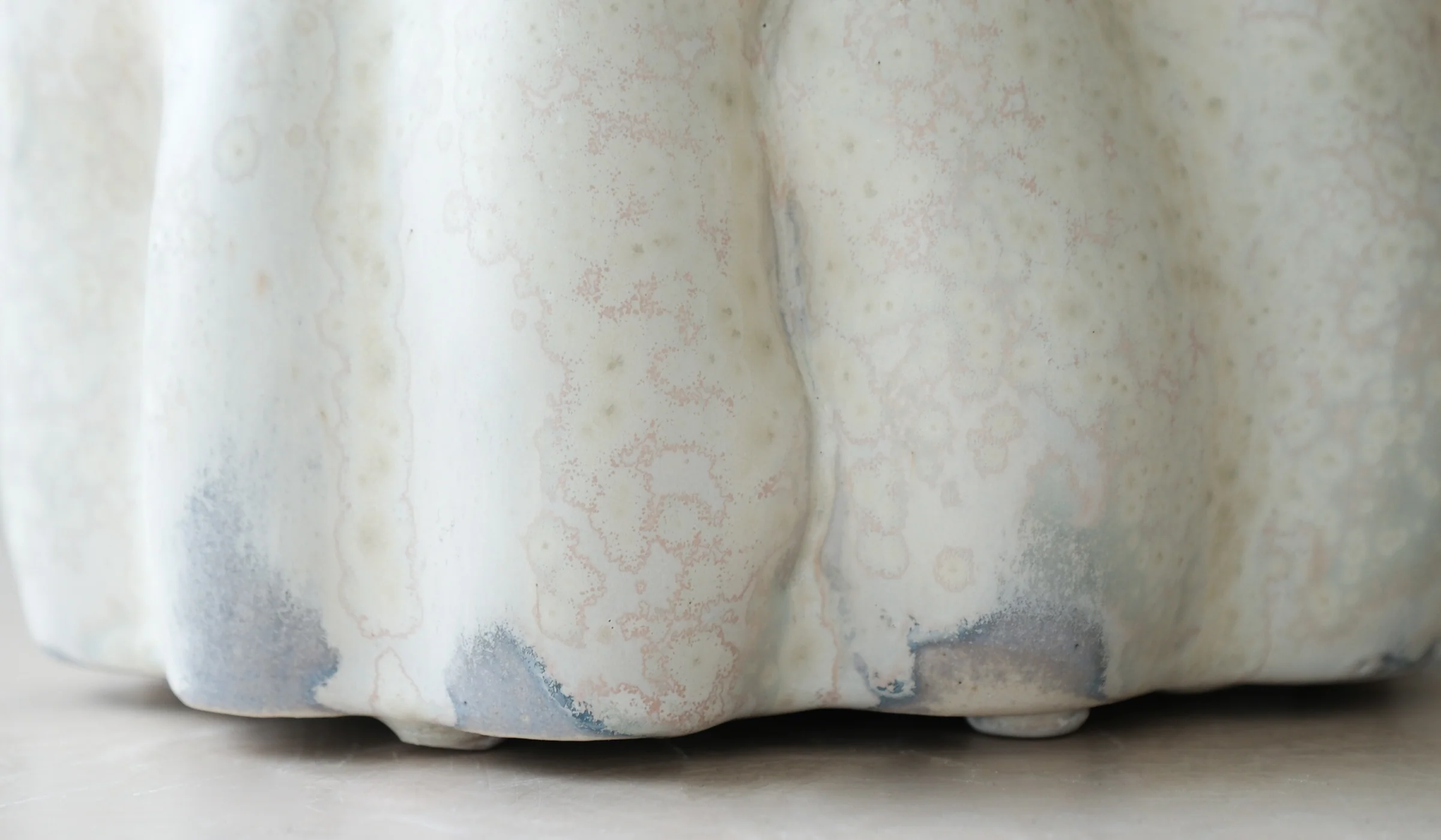 Clair Catillaz Pale Yellow Crystal Vessel - Image 4