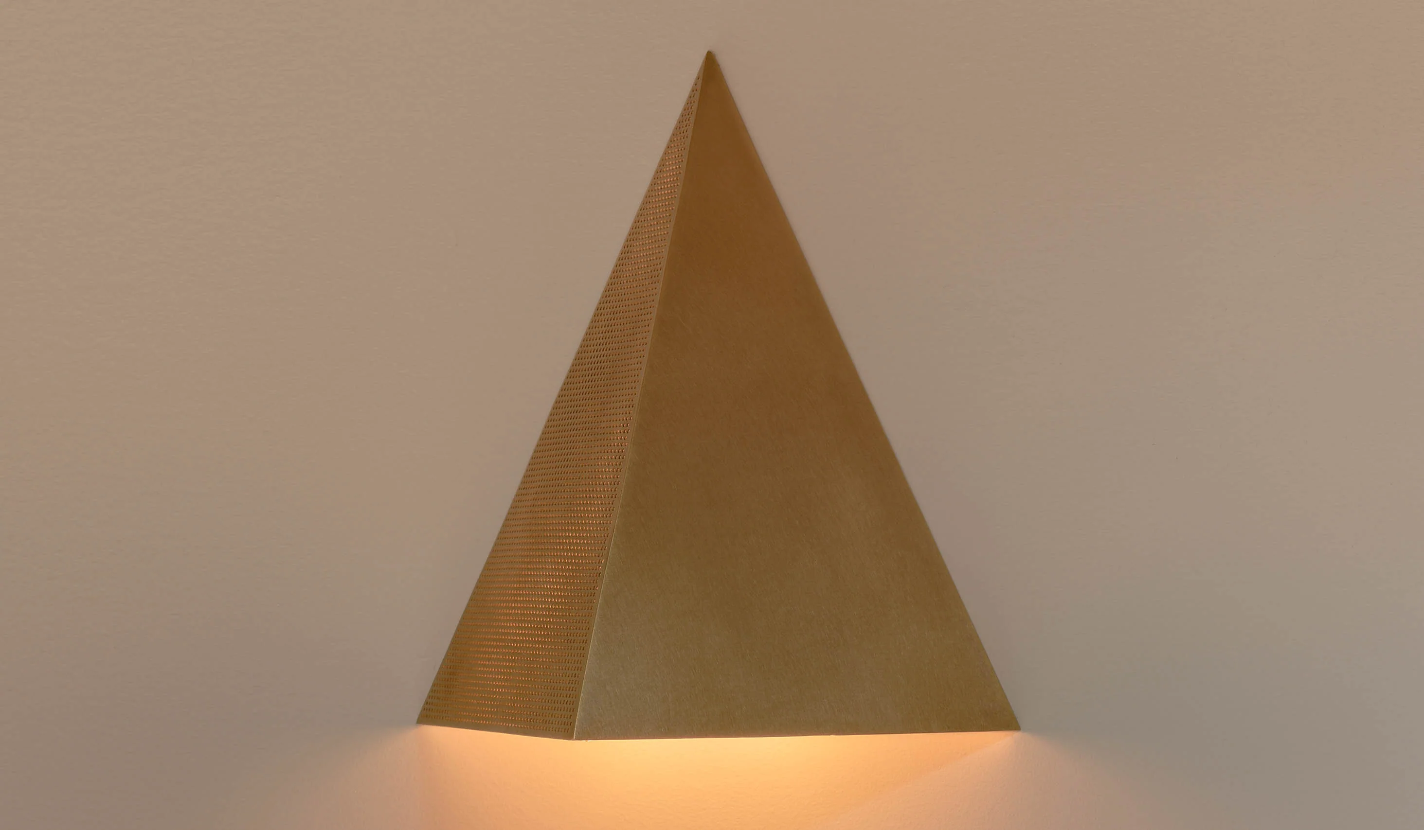 Danny Kaplan Angle Sconce - Image 10
