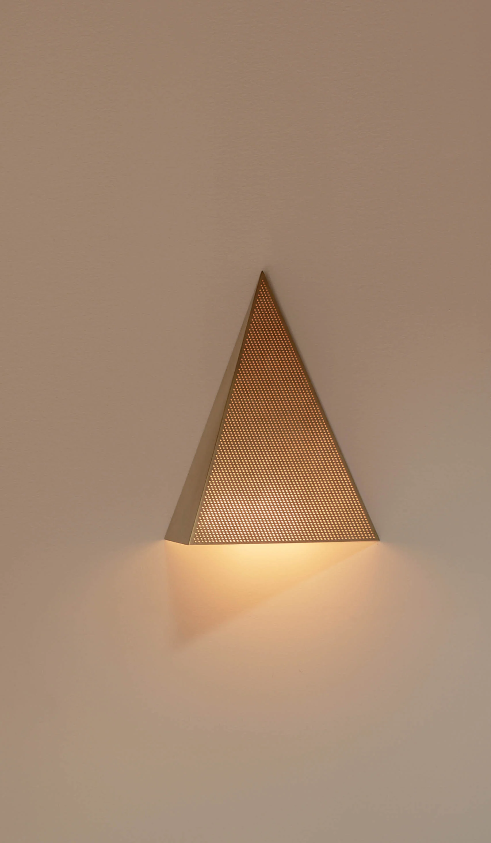 Danny Kaplan Angle Sconce - Image 12