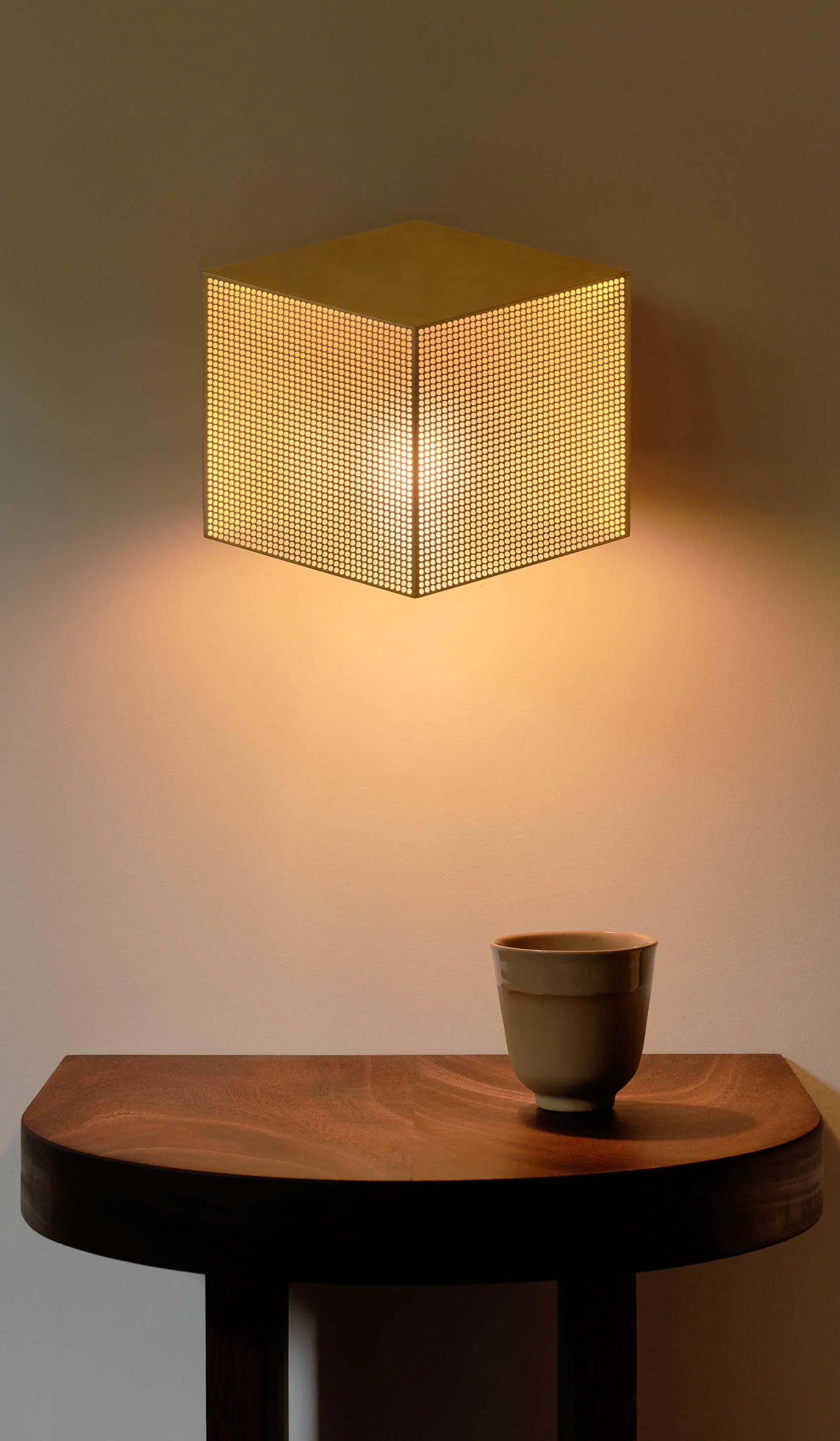 Danny Kaplan Optical Sconce - Image 15