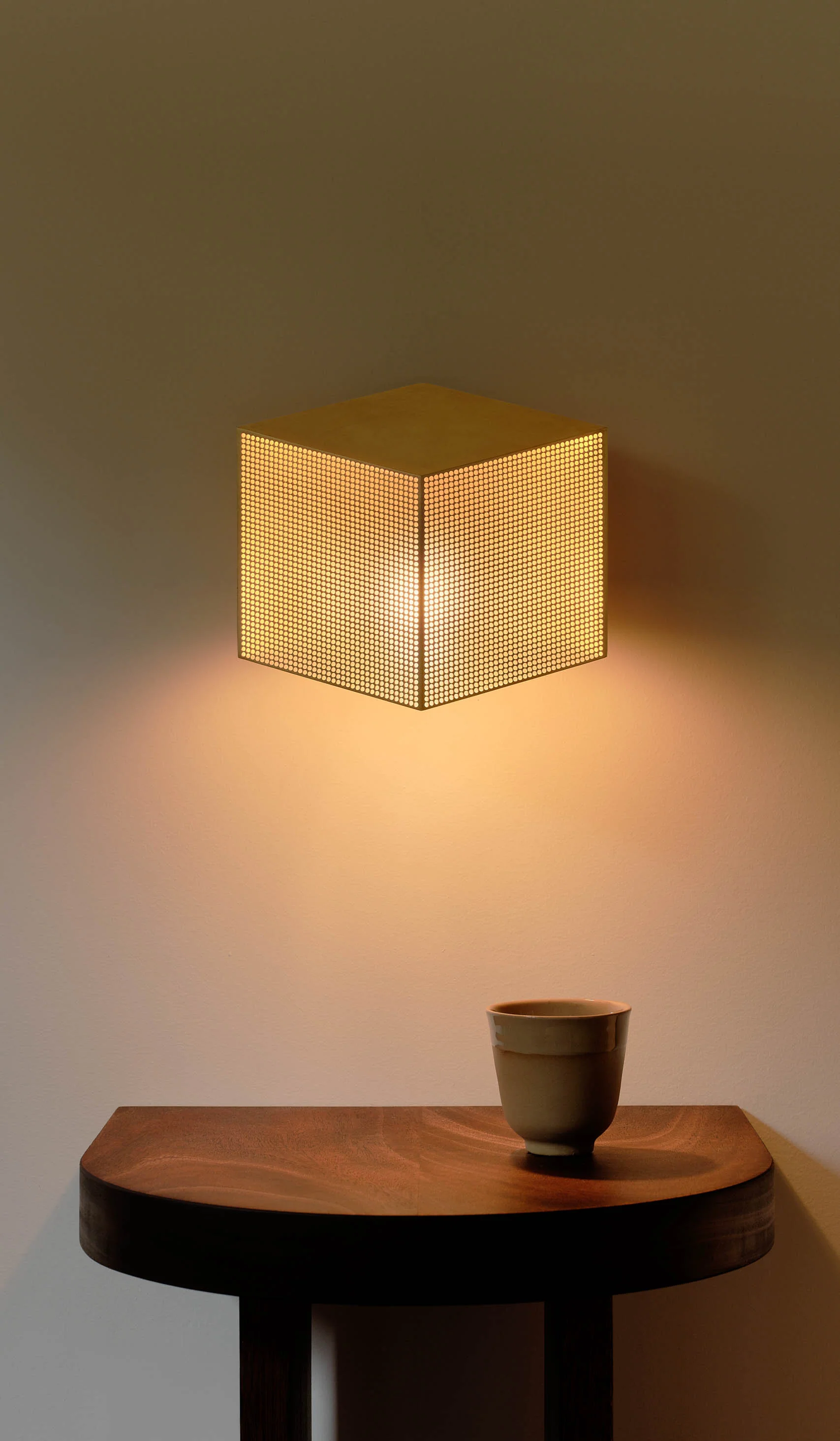 Danny Kaplan Optical Sconce - Image 3