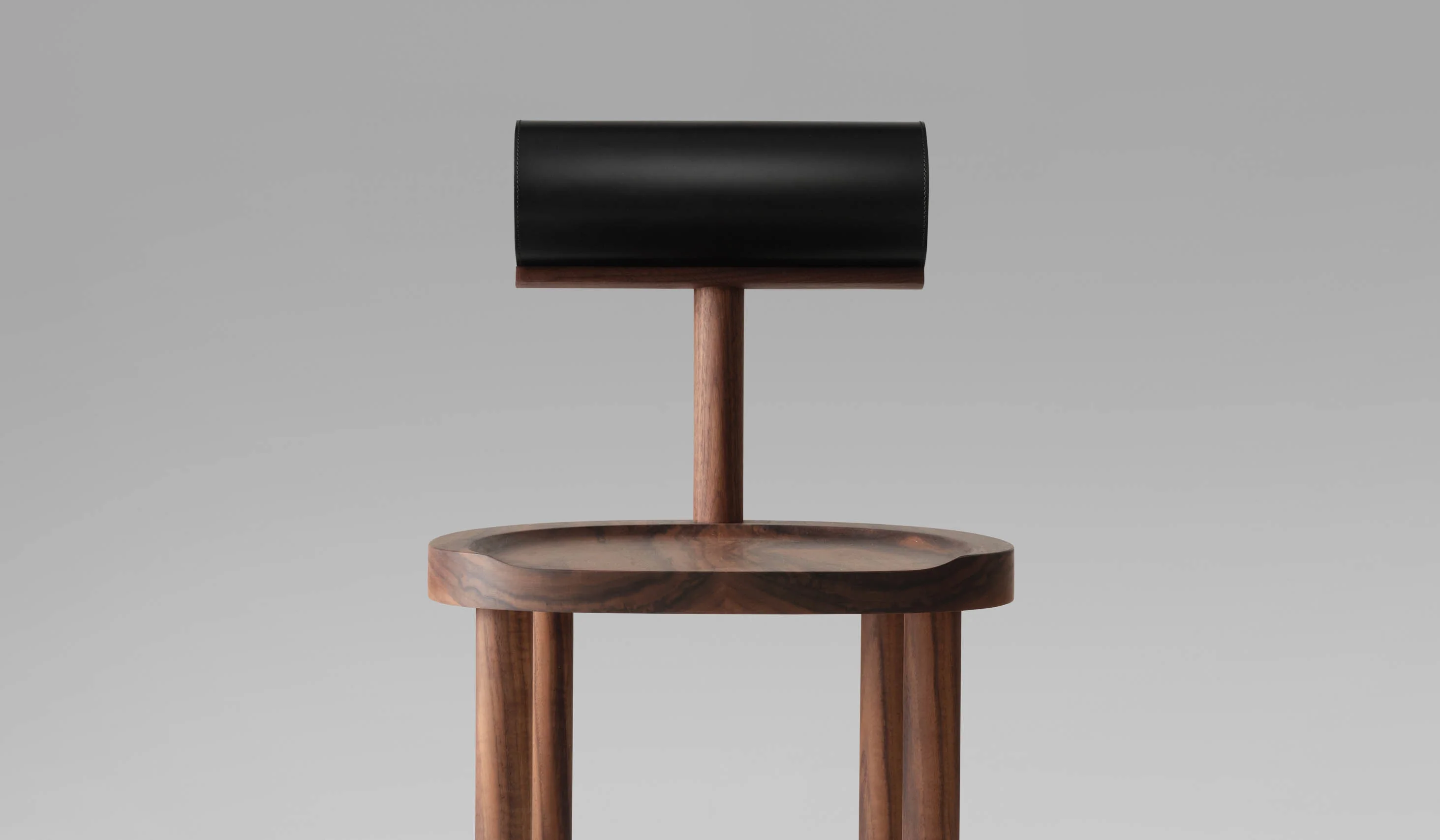 Estudio Persona Una Counter Stool - Image 14