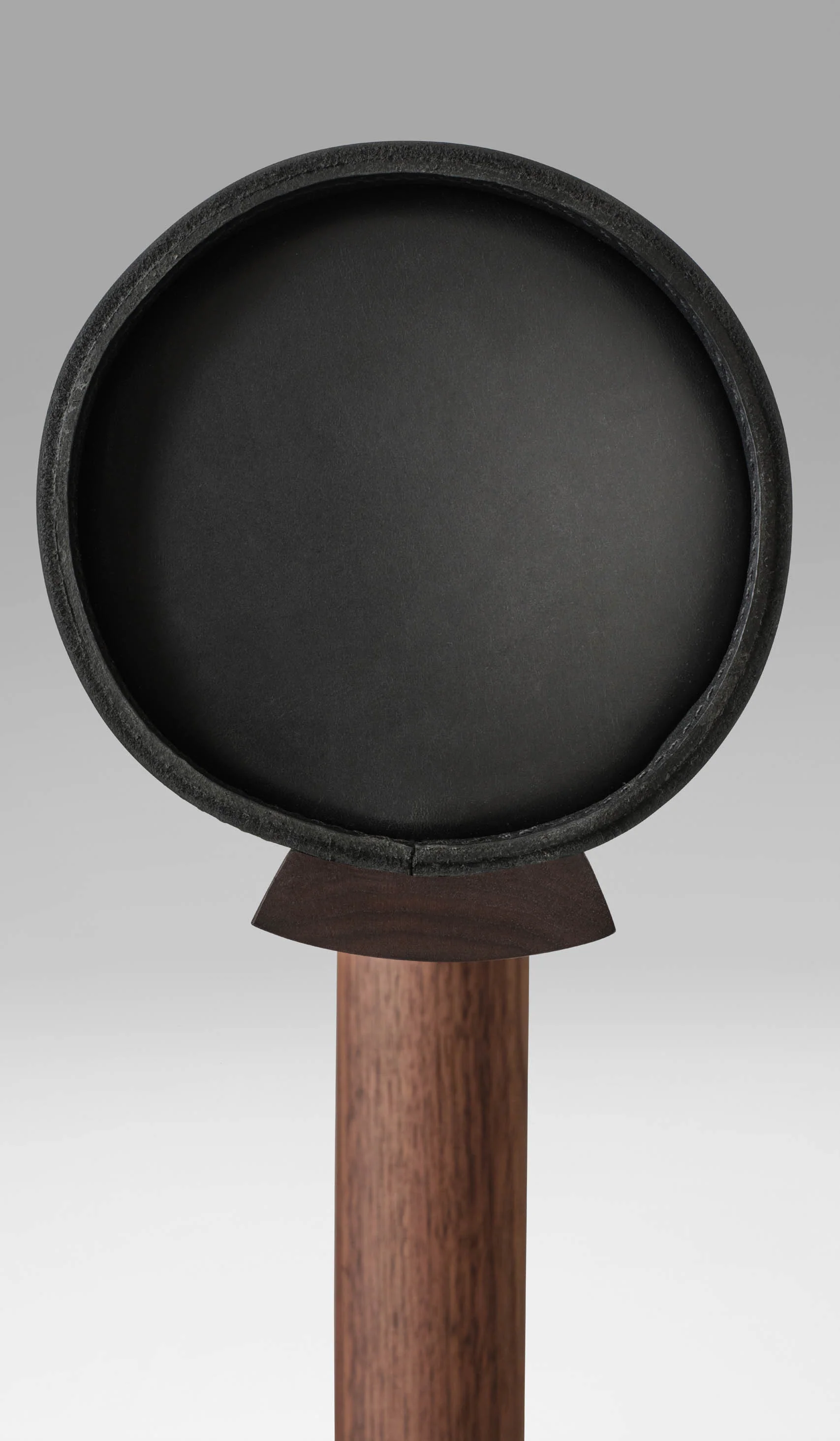 Estudio Persona Una Counter Stool - Image 21