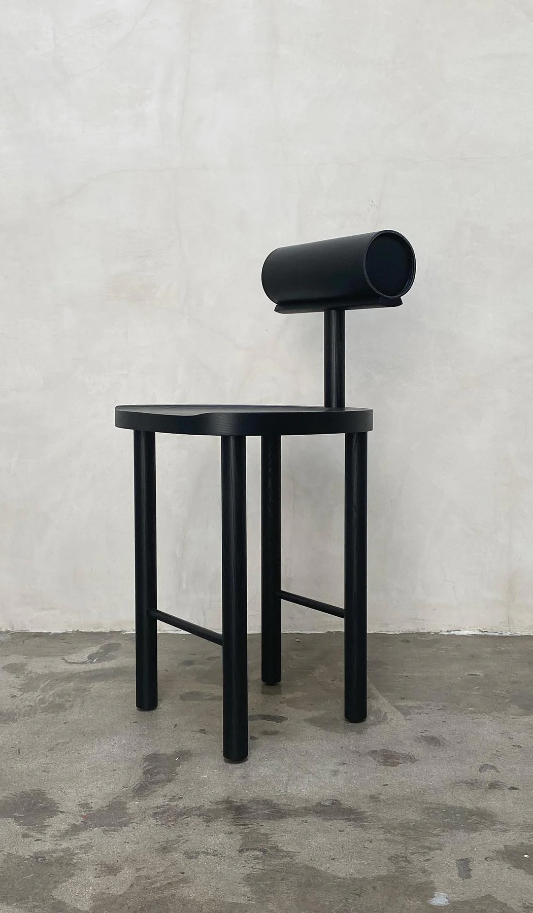 Estudio Persona Una Counter Stool - Image 8