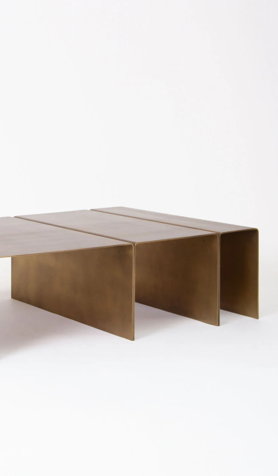 Estudio Persona Segment Coffee Table - Image 12