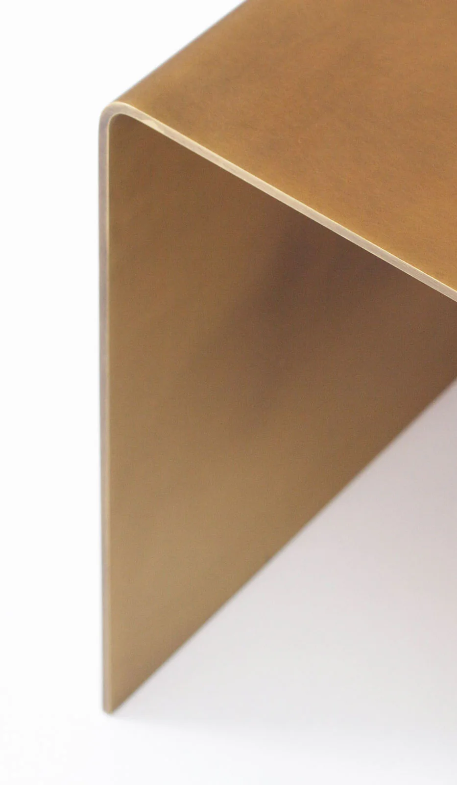 Estudio Persona Segment Coffee Table - Image 3
