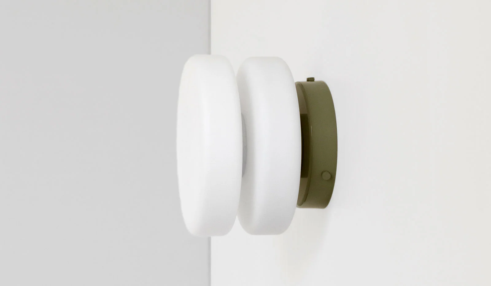 In Common With Double Puck Surface Mount - Image 39