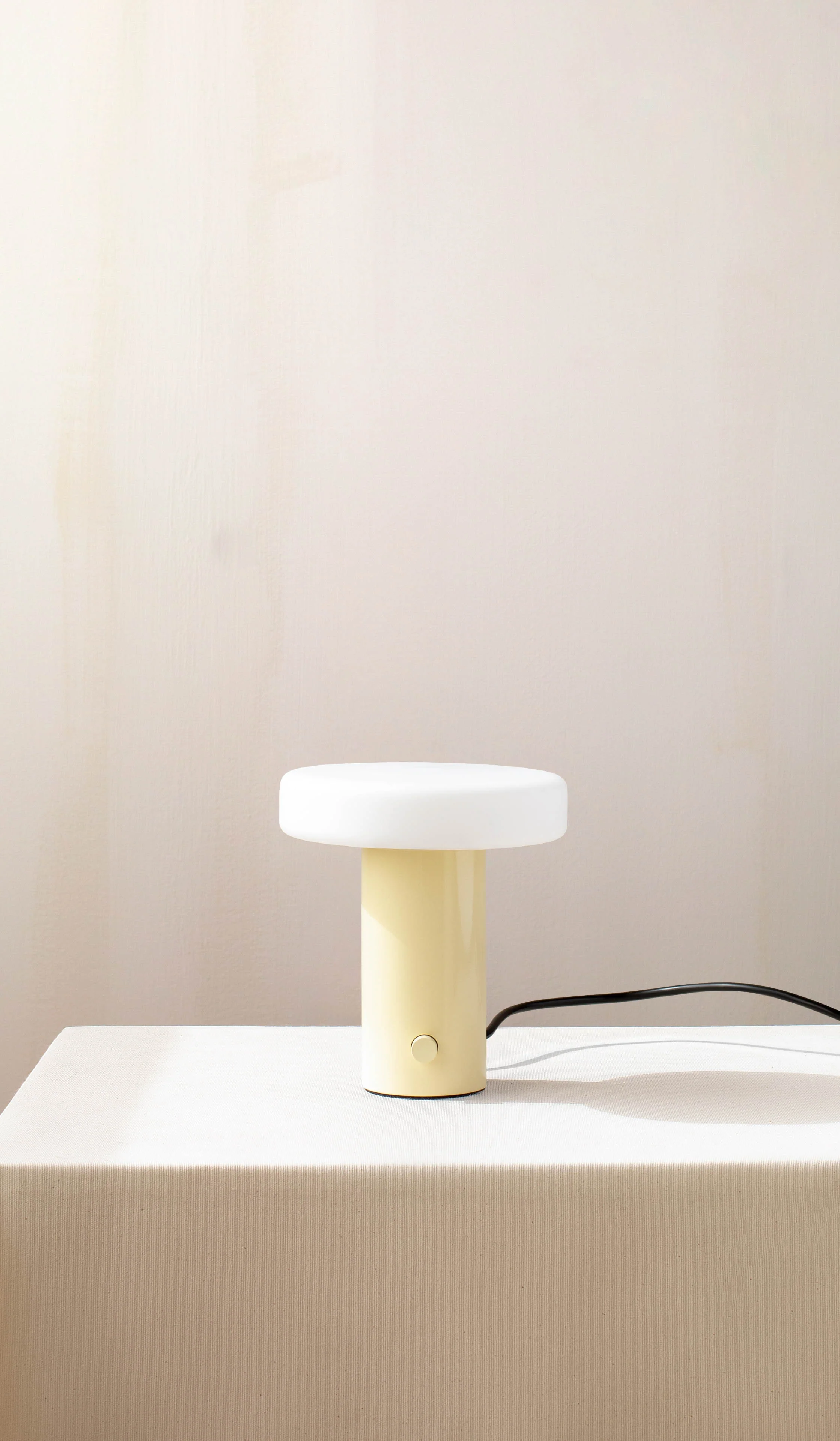 In Common With Puck Table Lamp - Image 14