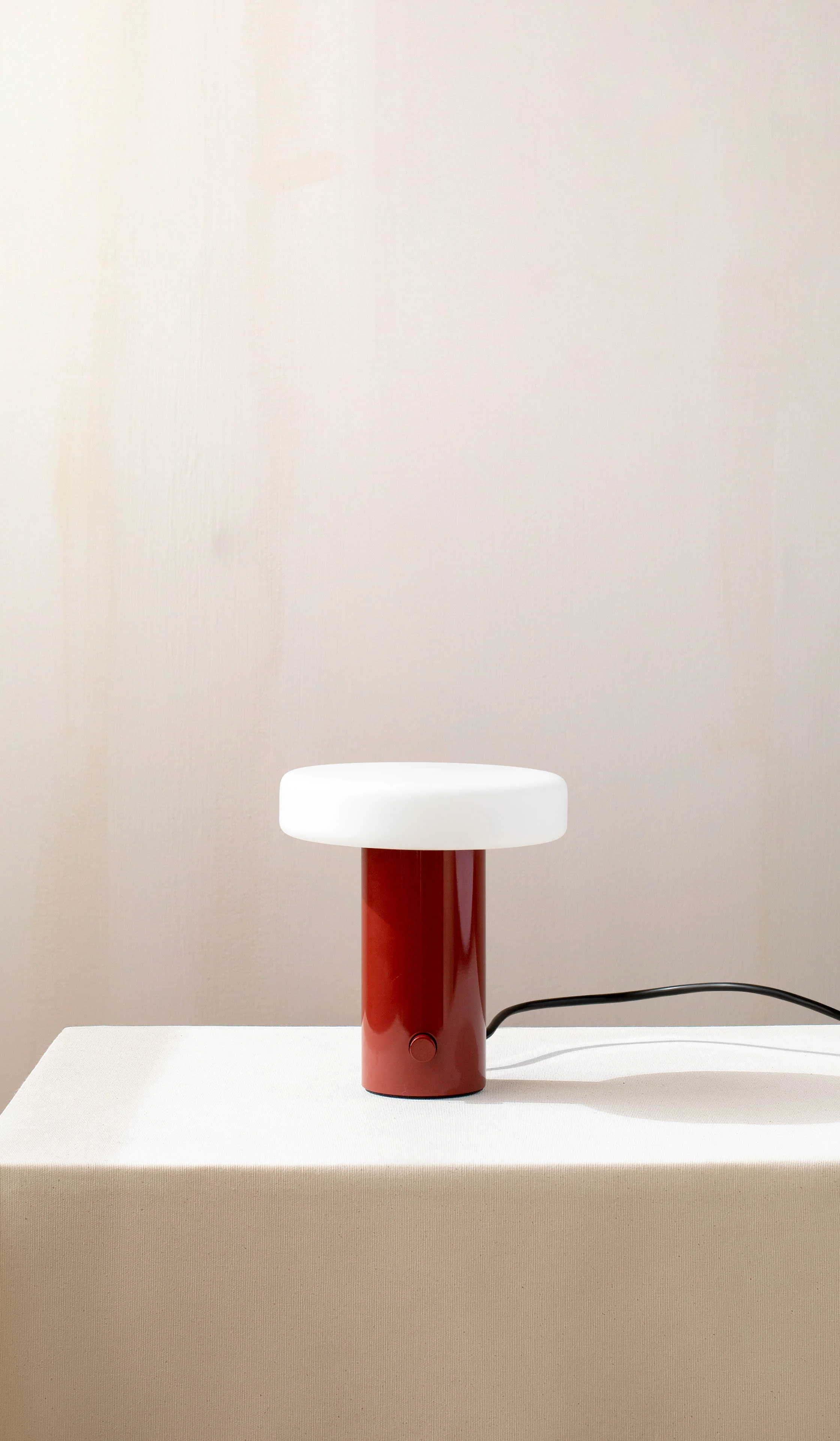 In Common With Puck Table Lamp - Image 20