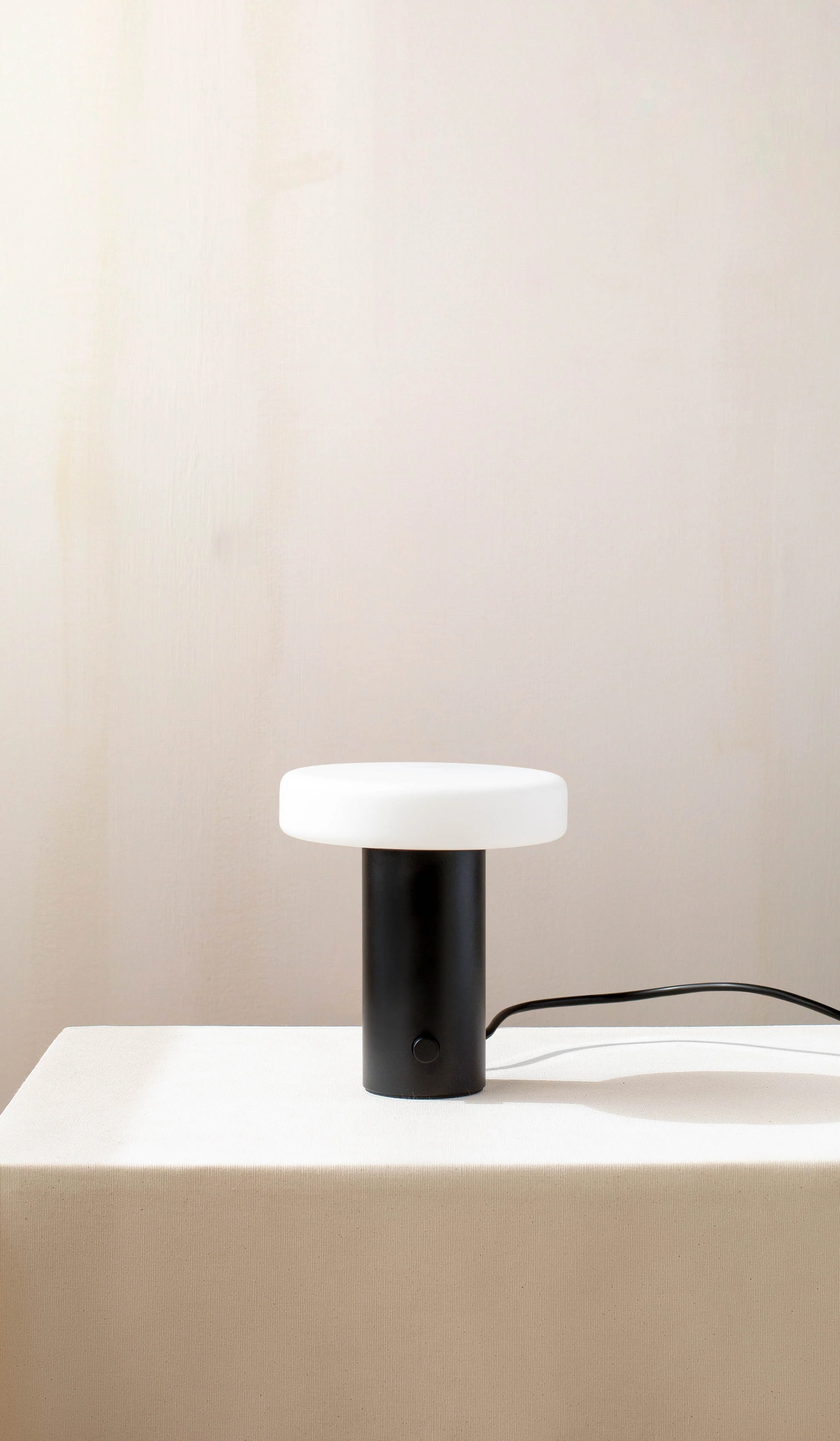 In Common With Puck Table Lamp - Image 22