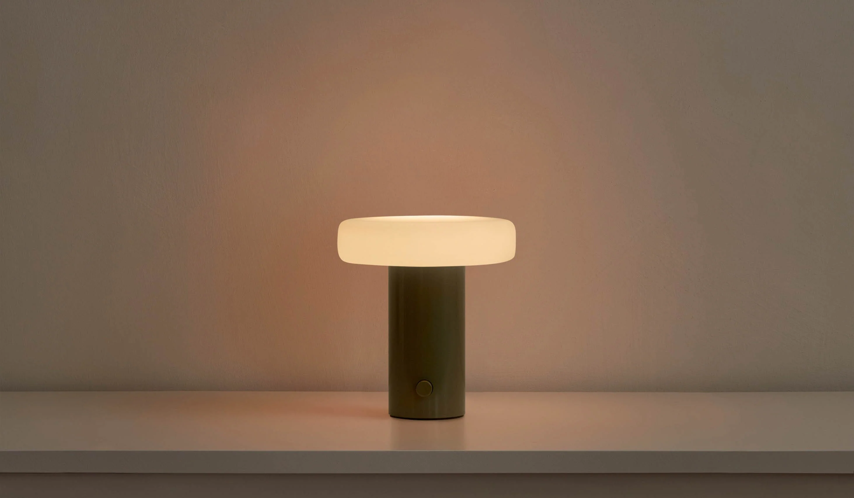 In Common With Puck Table Lamp - Image 4