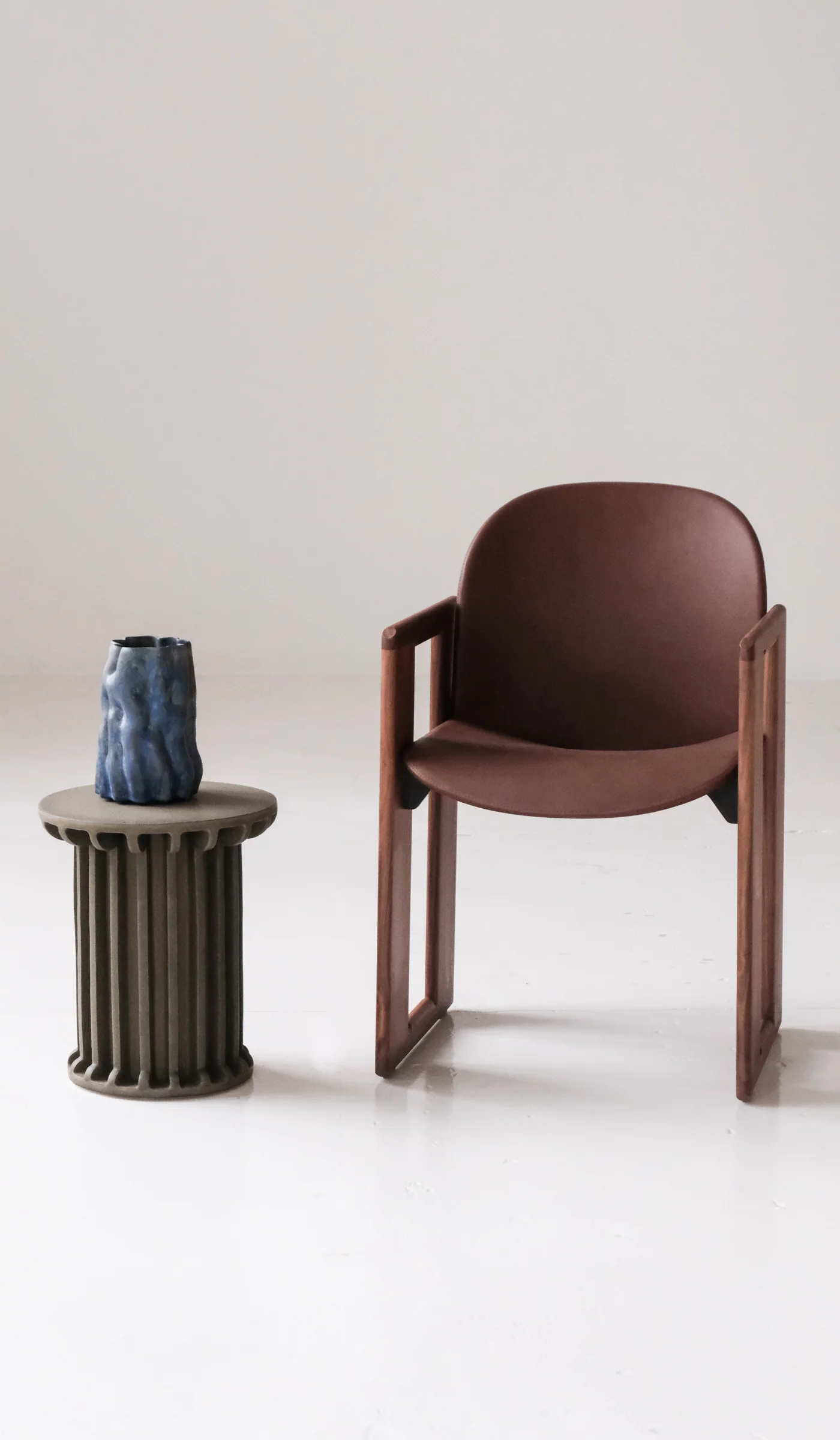 IN STOCK Devin Wilde Table No. IV - Image 3