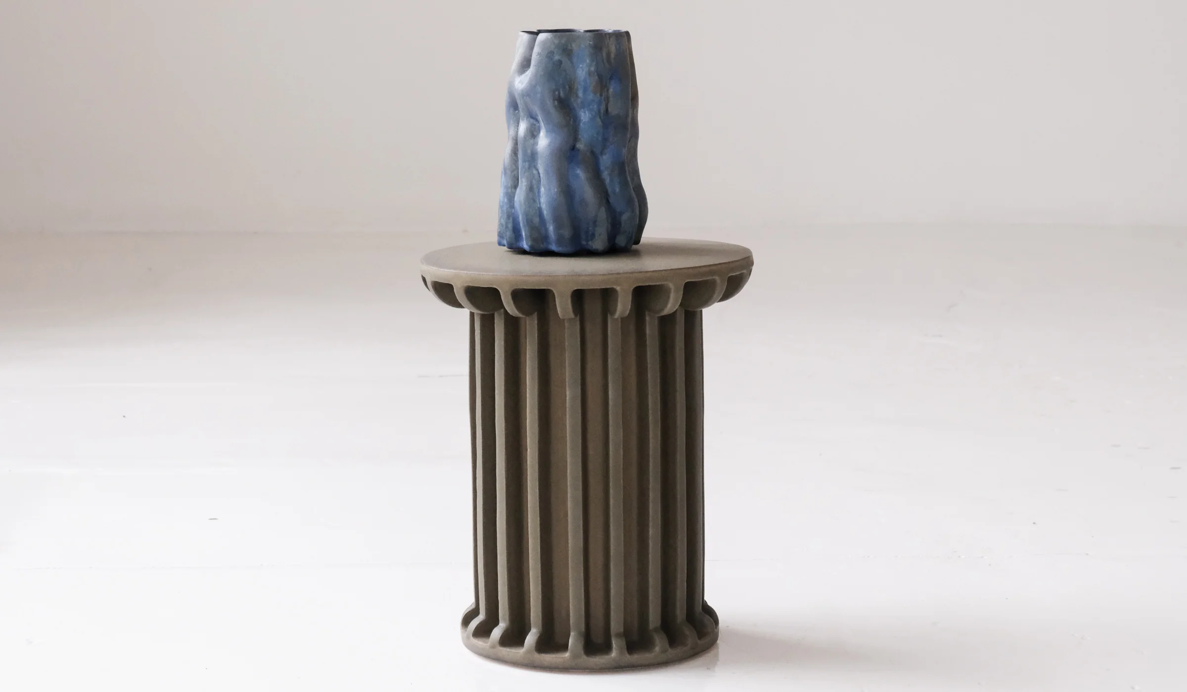 IN STOCK Devin Wilde Table No. IV - Image 4