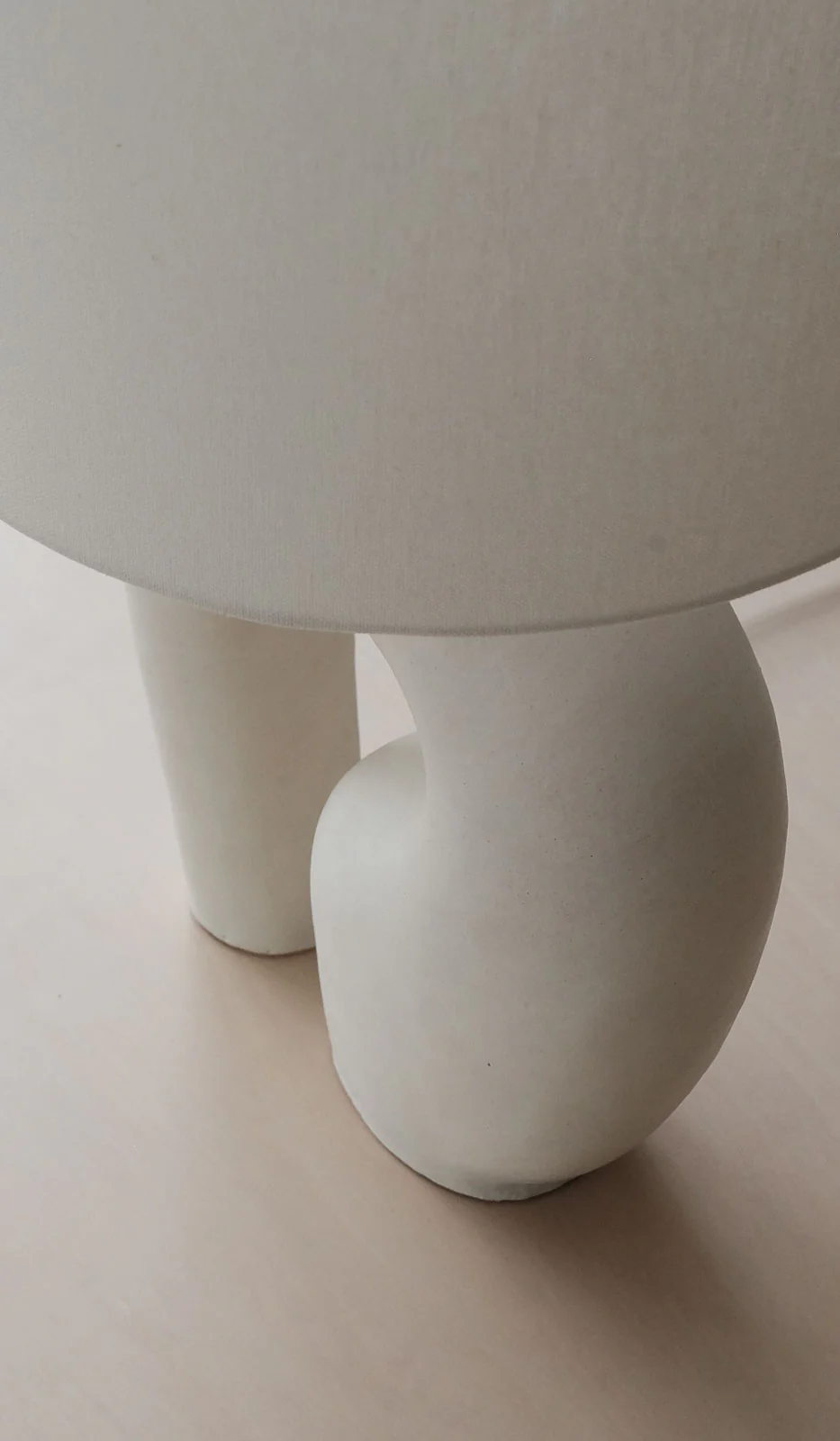 Kassandra Thatcher Oblong Loop Table Lamp - Image 3