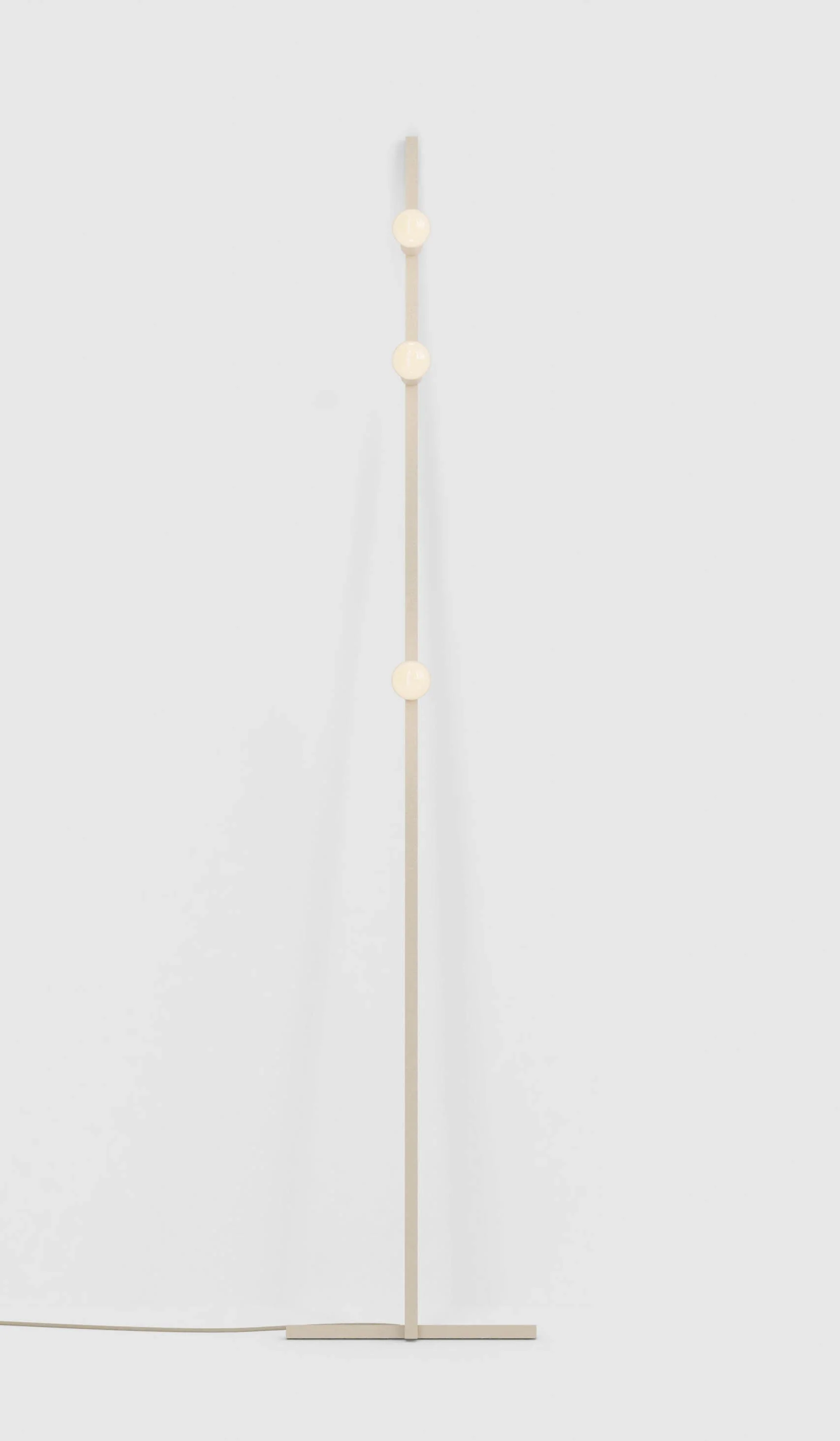 Lambert & Fils Dot 05 Line Floor Lamp - Image 5