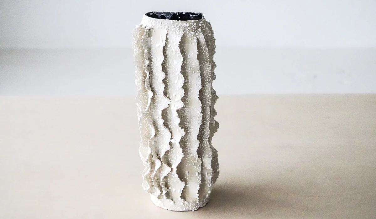 Nathalee Paolinelli White Lichen Ripple Vase No. 6 - Image 14
