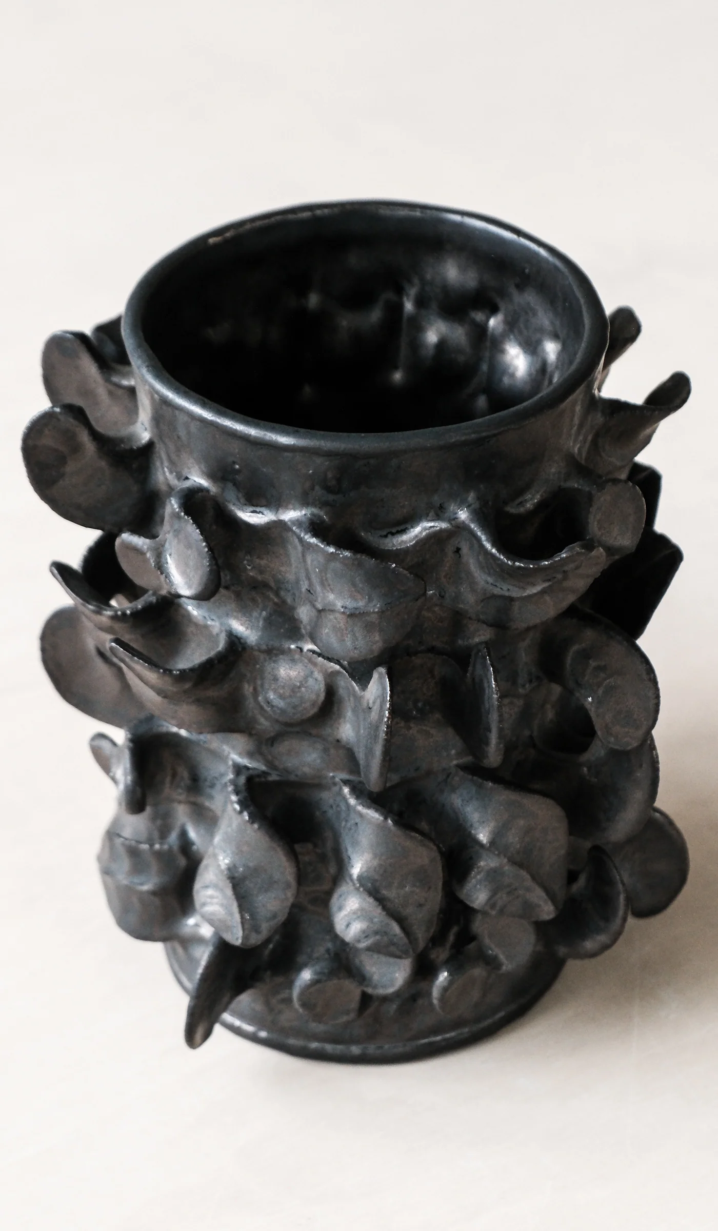 Paul S. Briggs Caltrop Vase No. 10 - Image 9
