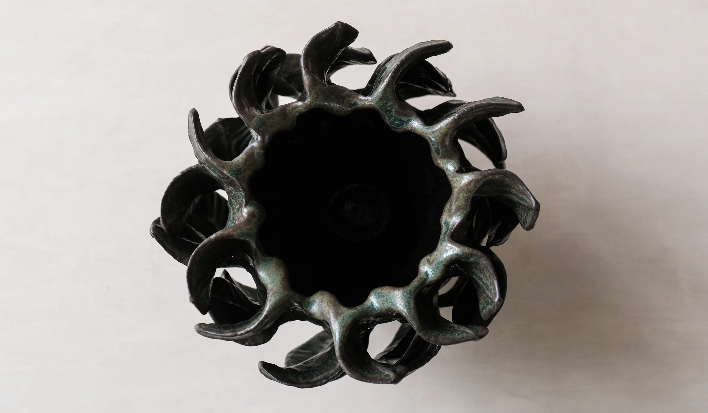 Paul S. Briggs Windflower Vase No. 5 - Image 7
