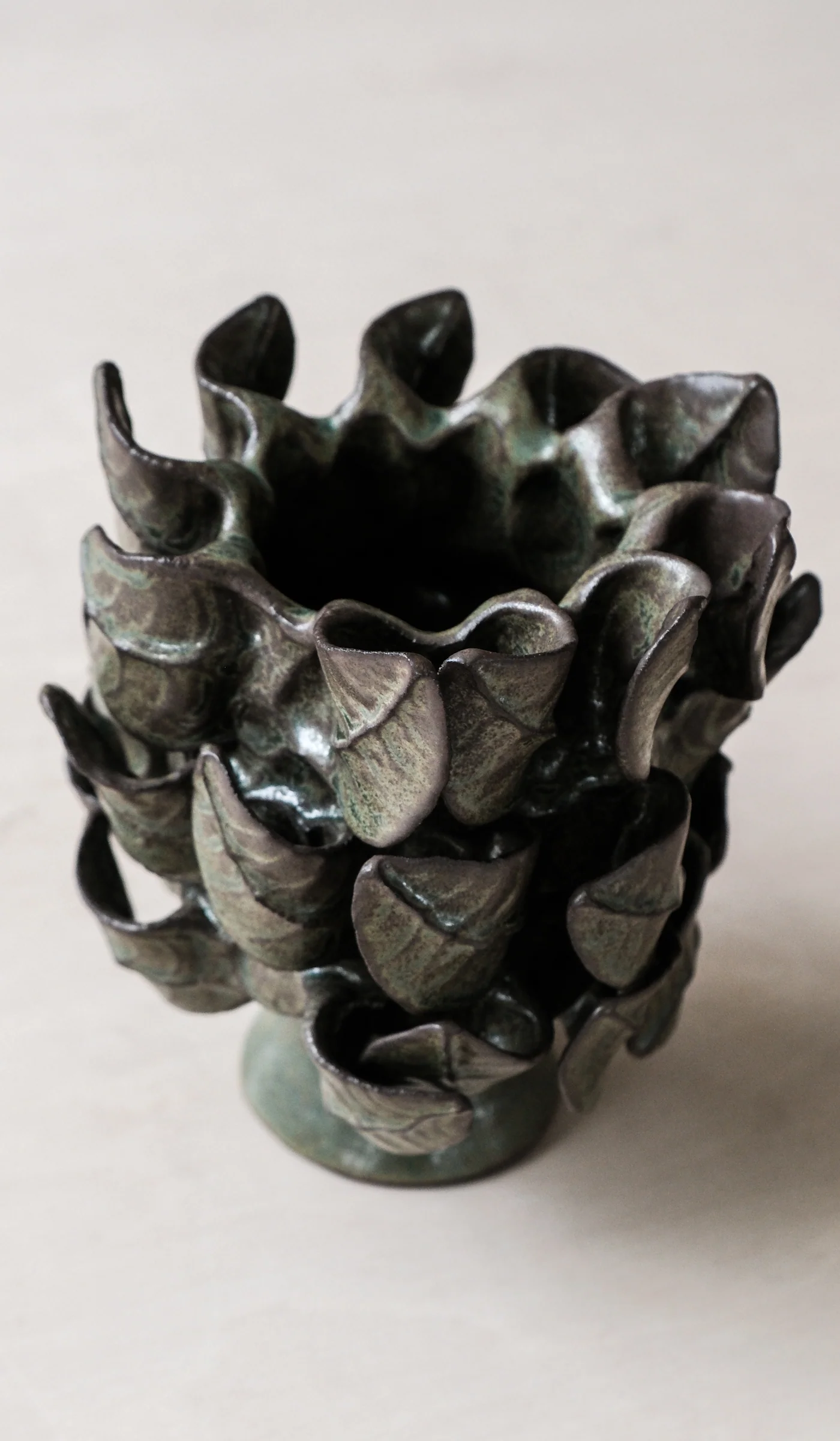 Paul S. Briggs Windflower Vase No. 7 - Image 5