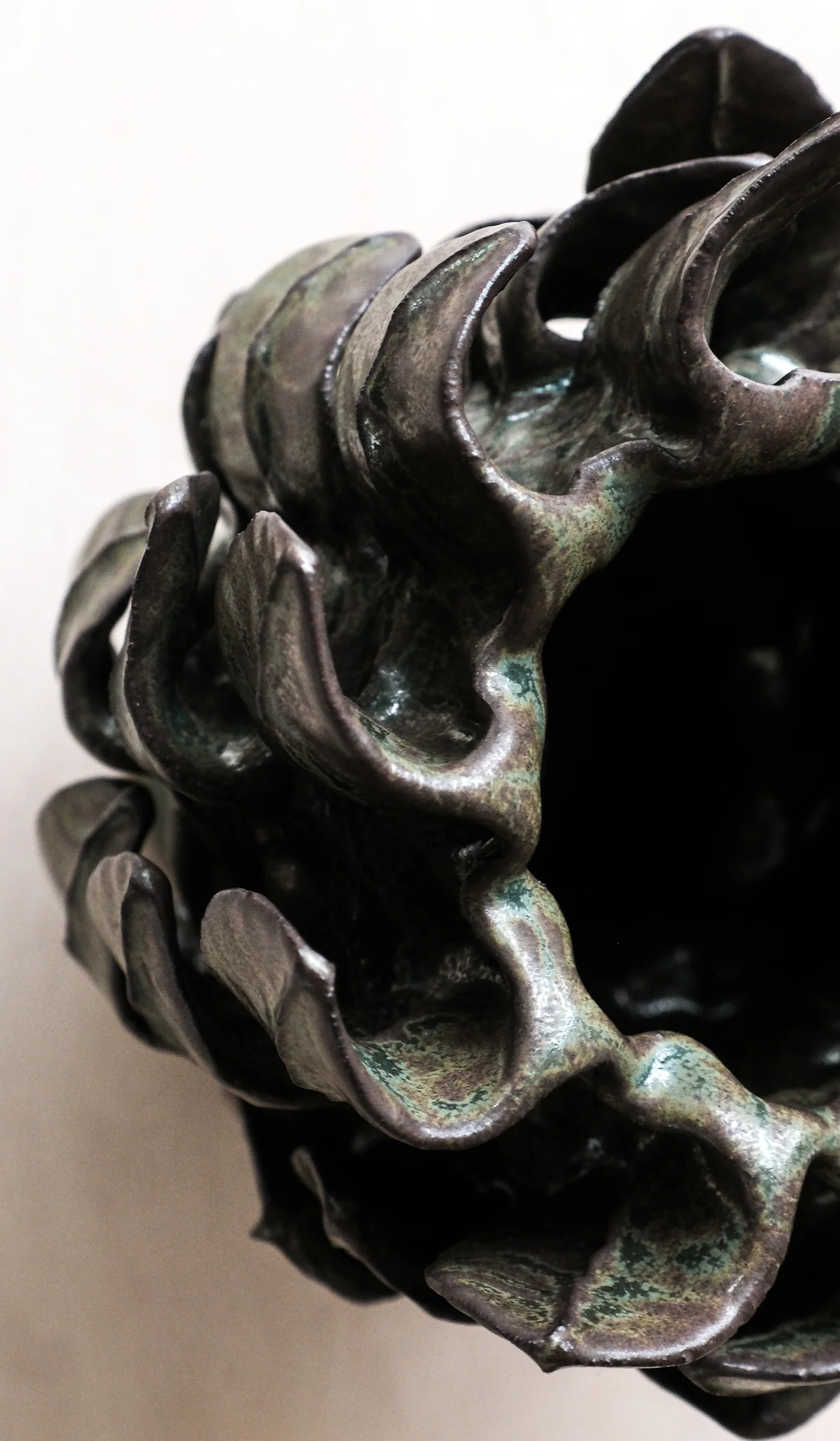 Paul S. Briggs Windflower Vase No. 7 - Image 9