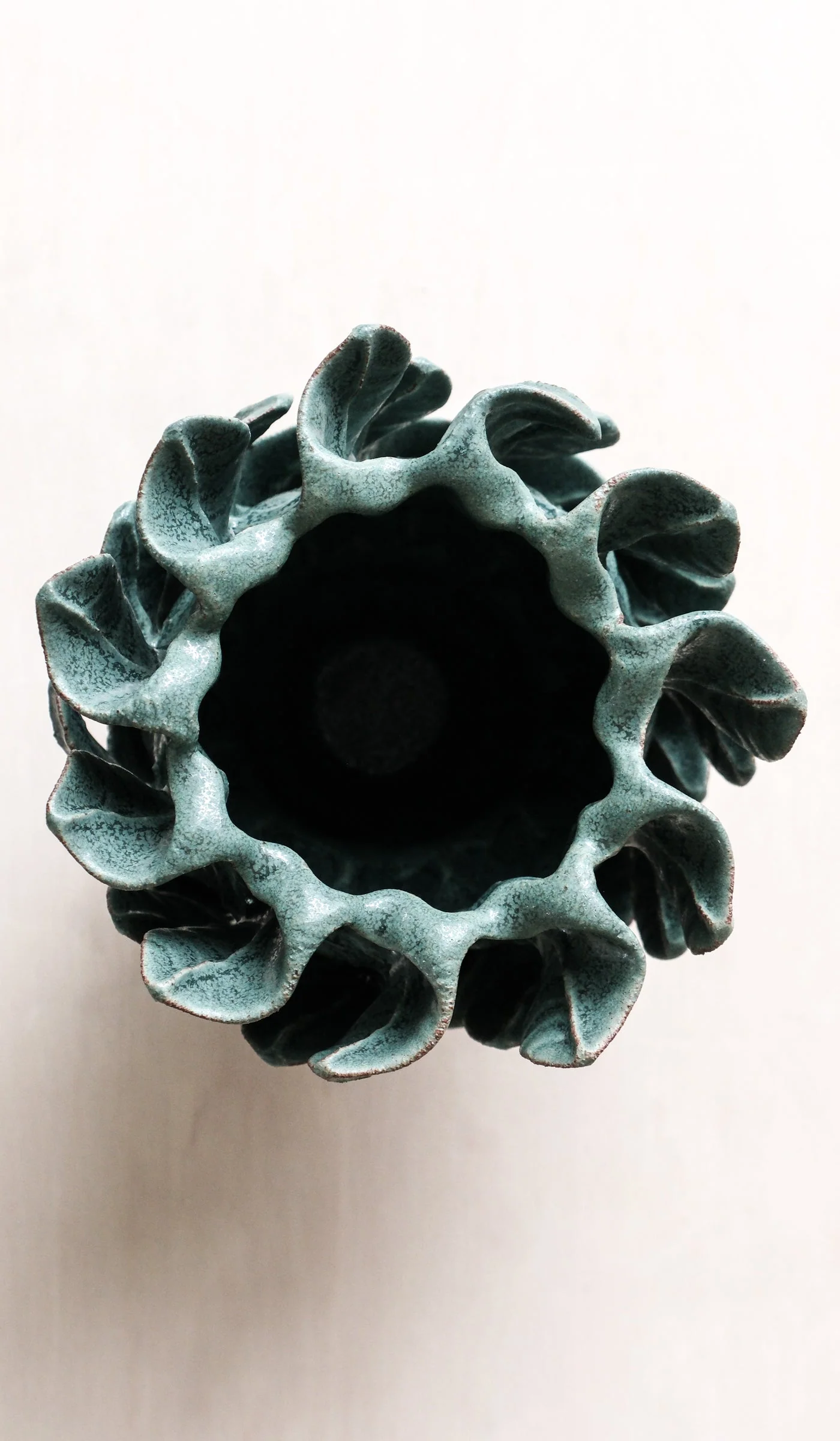 Paul S. Briggs Windflower Vase No. 9 - Image 9