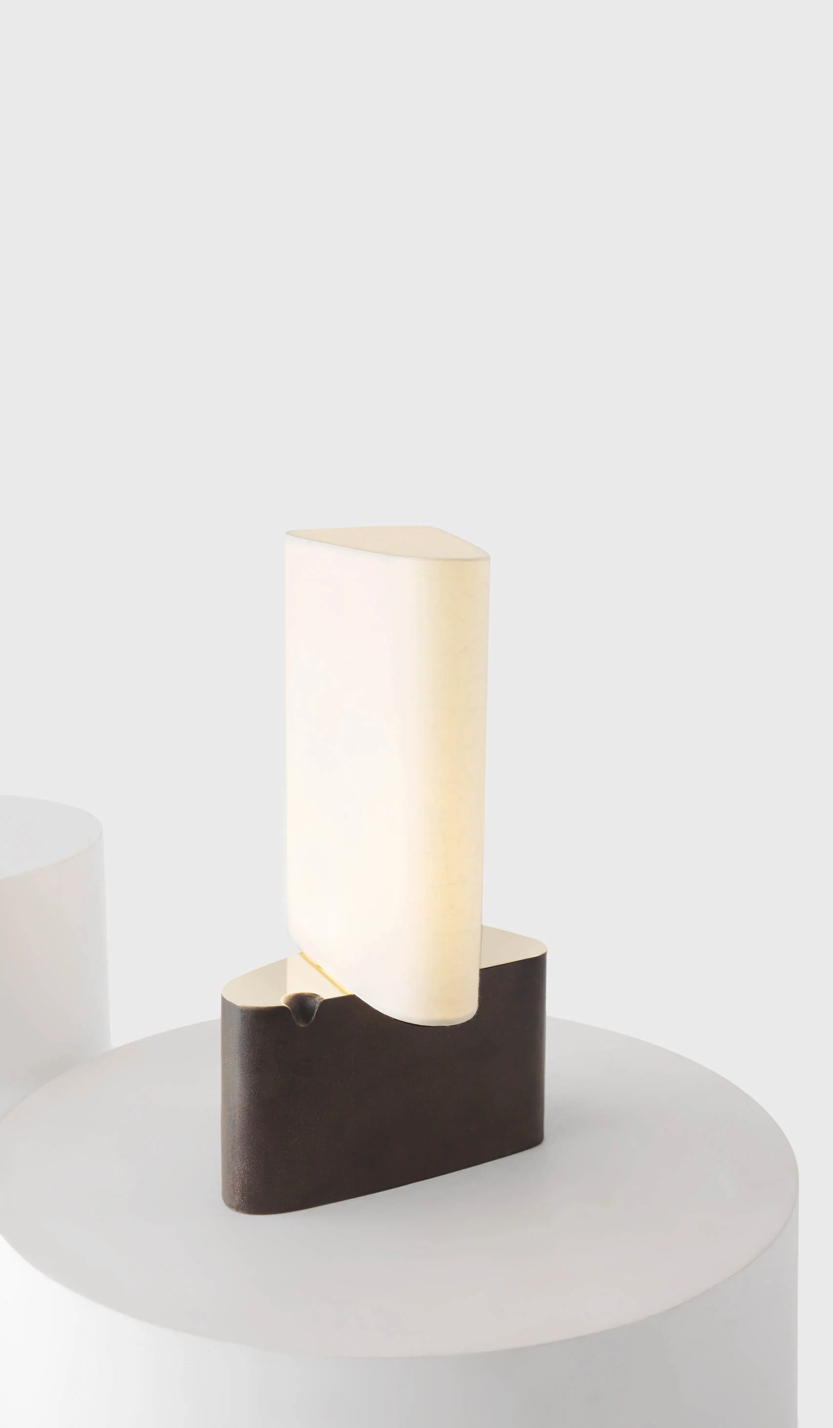 Resident Blackened Cast Bronze Fulcrum Table Lamp - Image 14