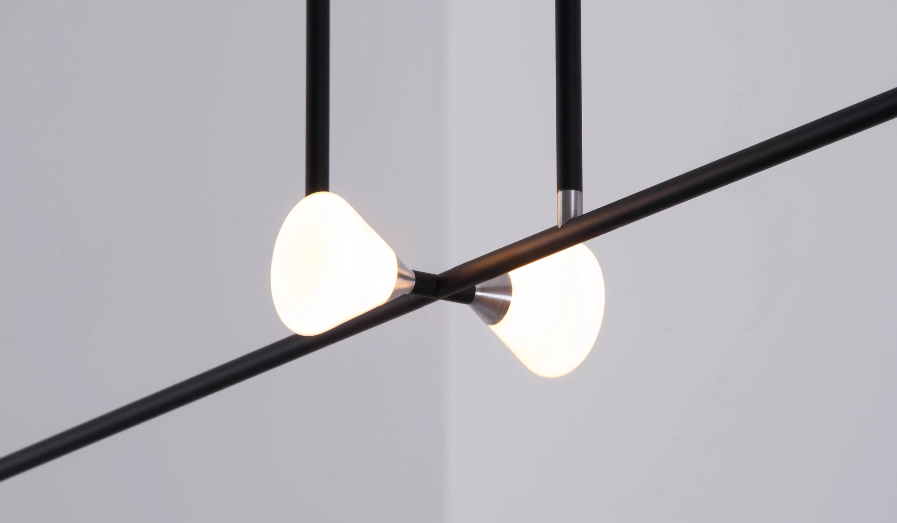 Roll & Hill Apollo 4 Chandelier - Image 10