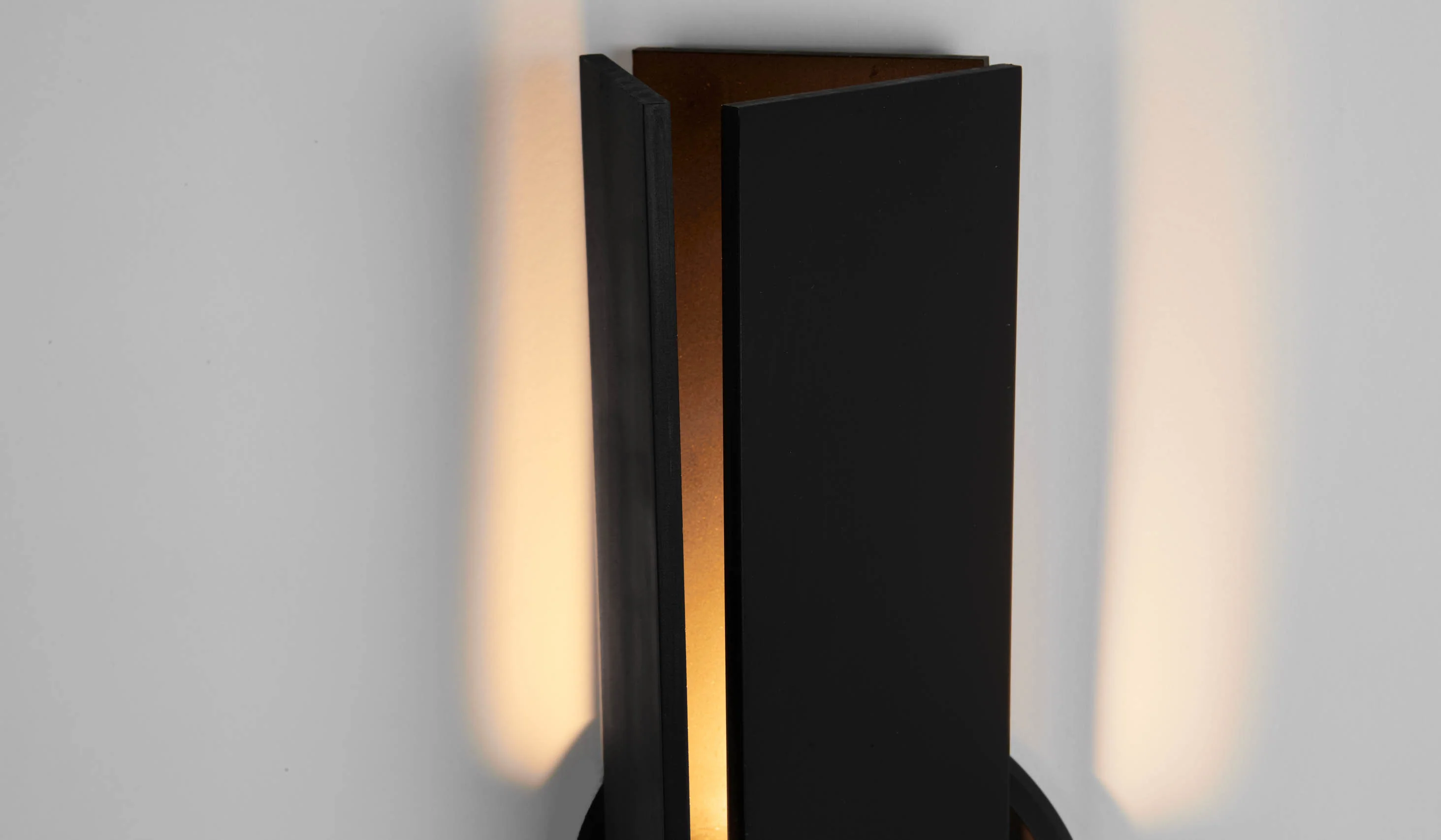 Roll & Hill Delta Sconce - Image 12