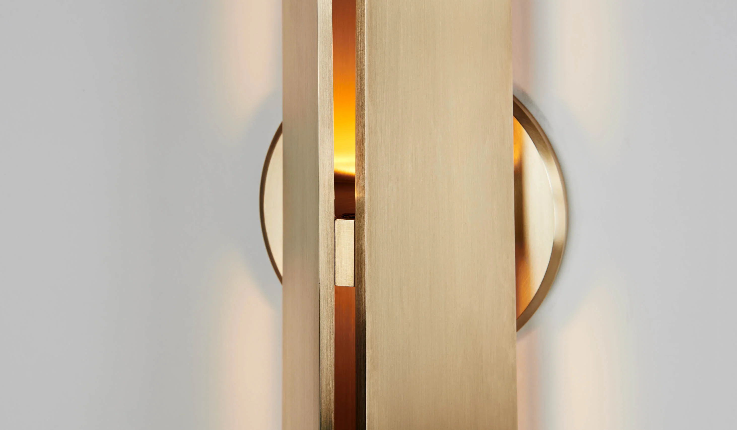 Roll & Hill Delta Sconce - Image 15
