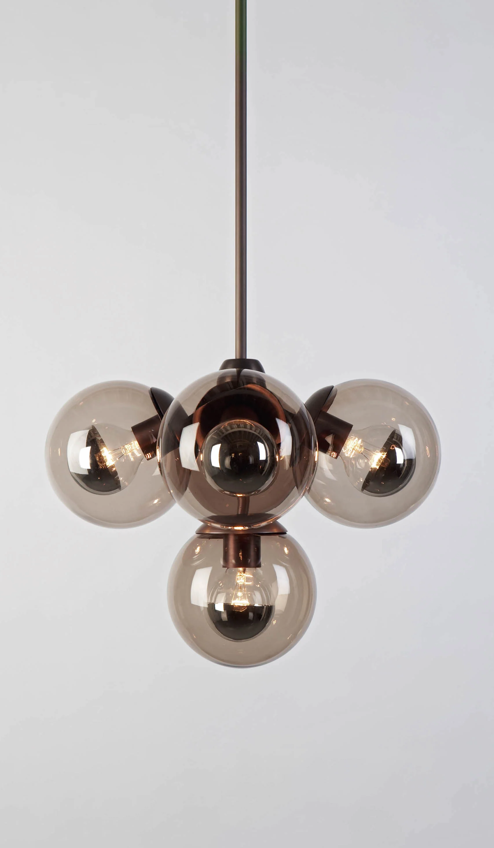 Roll & Hill Modo 5 Globe Pendant