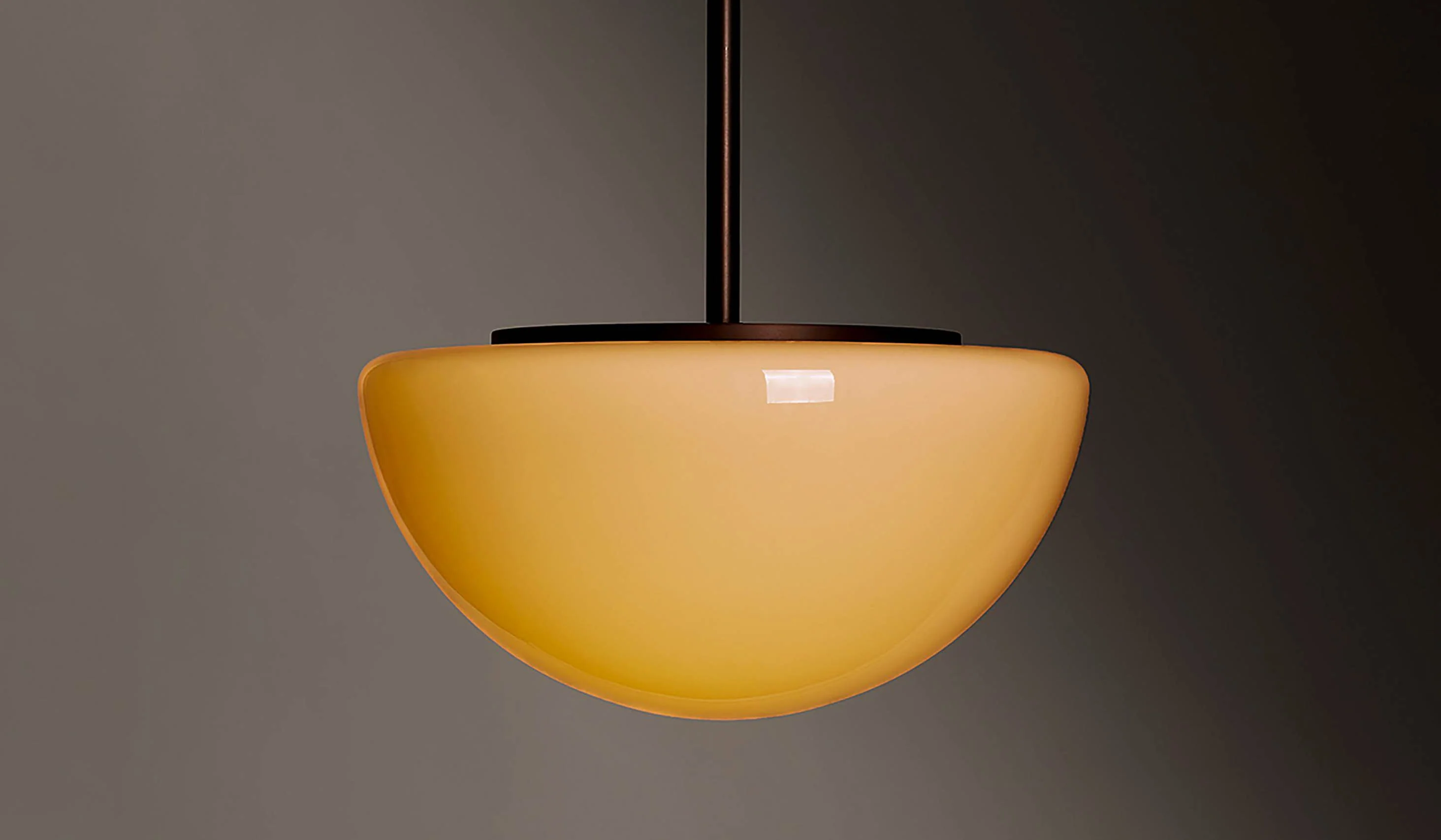 Roll & Hill Pearl Pendant - Image 12