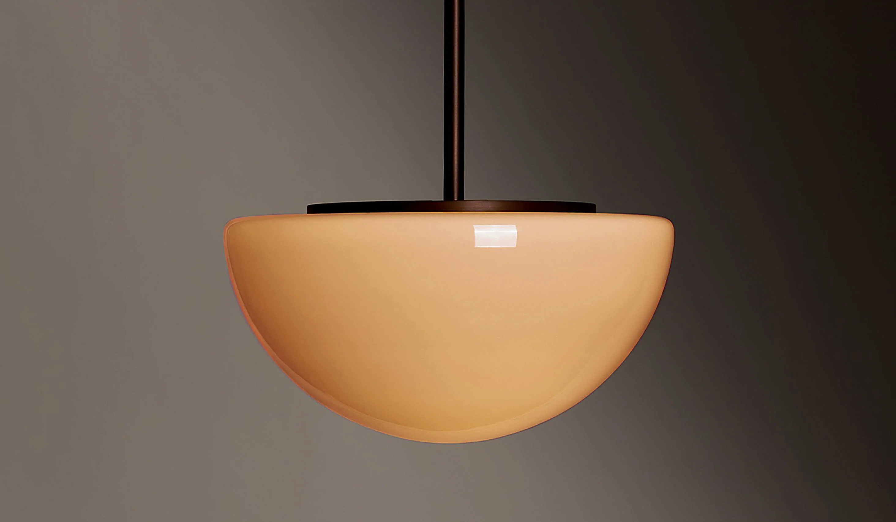 Roll & Hill Pearl Pendant - Image 22
