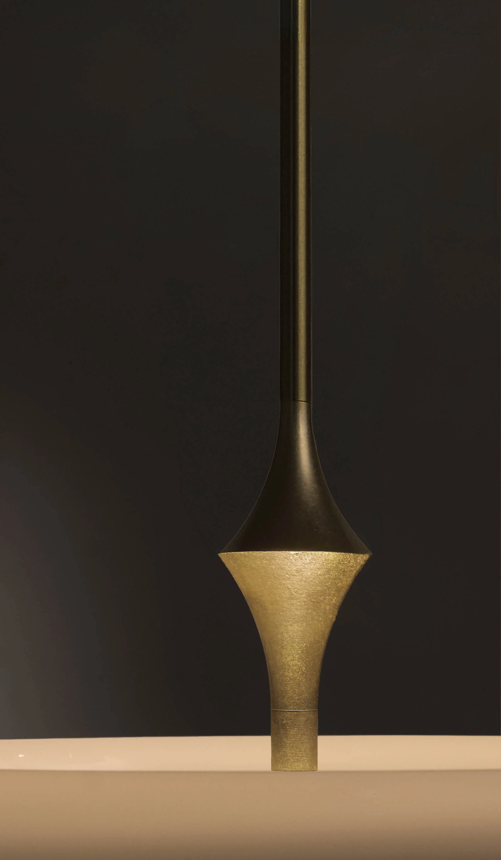 Roll & Hill The Met Pendant - Image 15